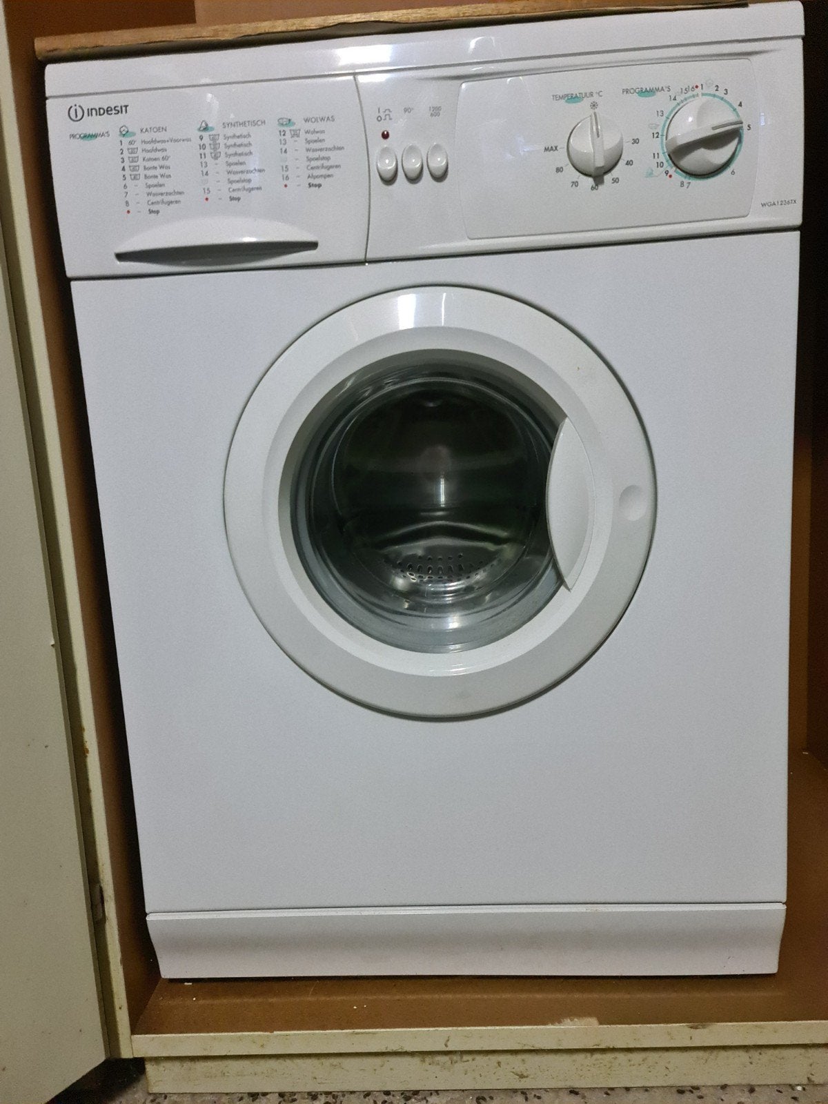 Indesit Wasmachine WGA 1236 TX - Betrouwbaar en Compact, Witgoed en Apparatuur, Ophalen, 85 tot 90 cm