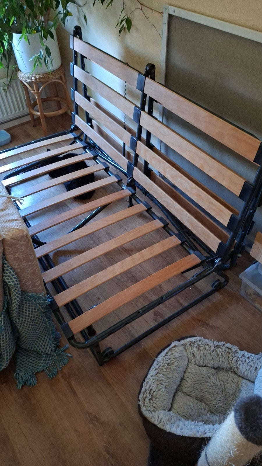 gratis af te halen bedbank, Ophalen, Gebruikt, Twijfelaar, 140 cm