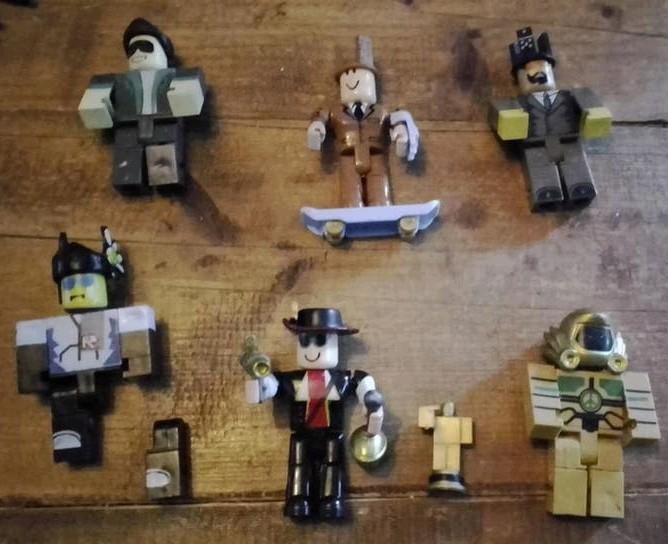 ROBLOX LEDGENDS Poppetjes Set - 6 Figuren met Accessoires, Ophalen of Verzenden, Gebruikt
