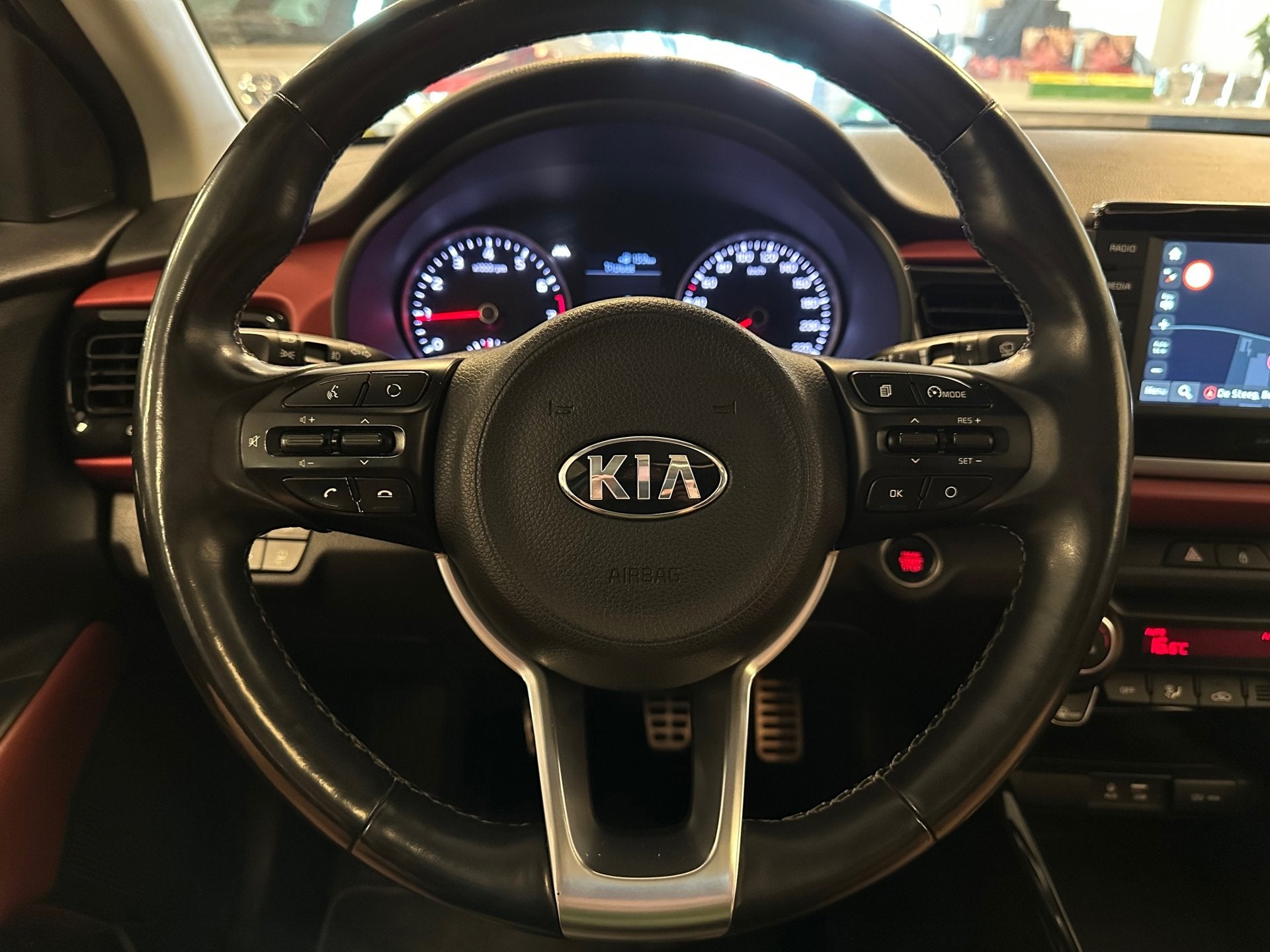 Foto 17 van Kia RIO 1.0 TGDI|120PK|PLATINUM|LEDER|PANO|LED|17"|FULL OPTI