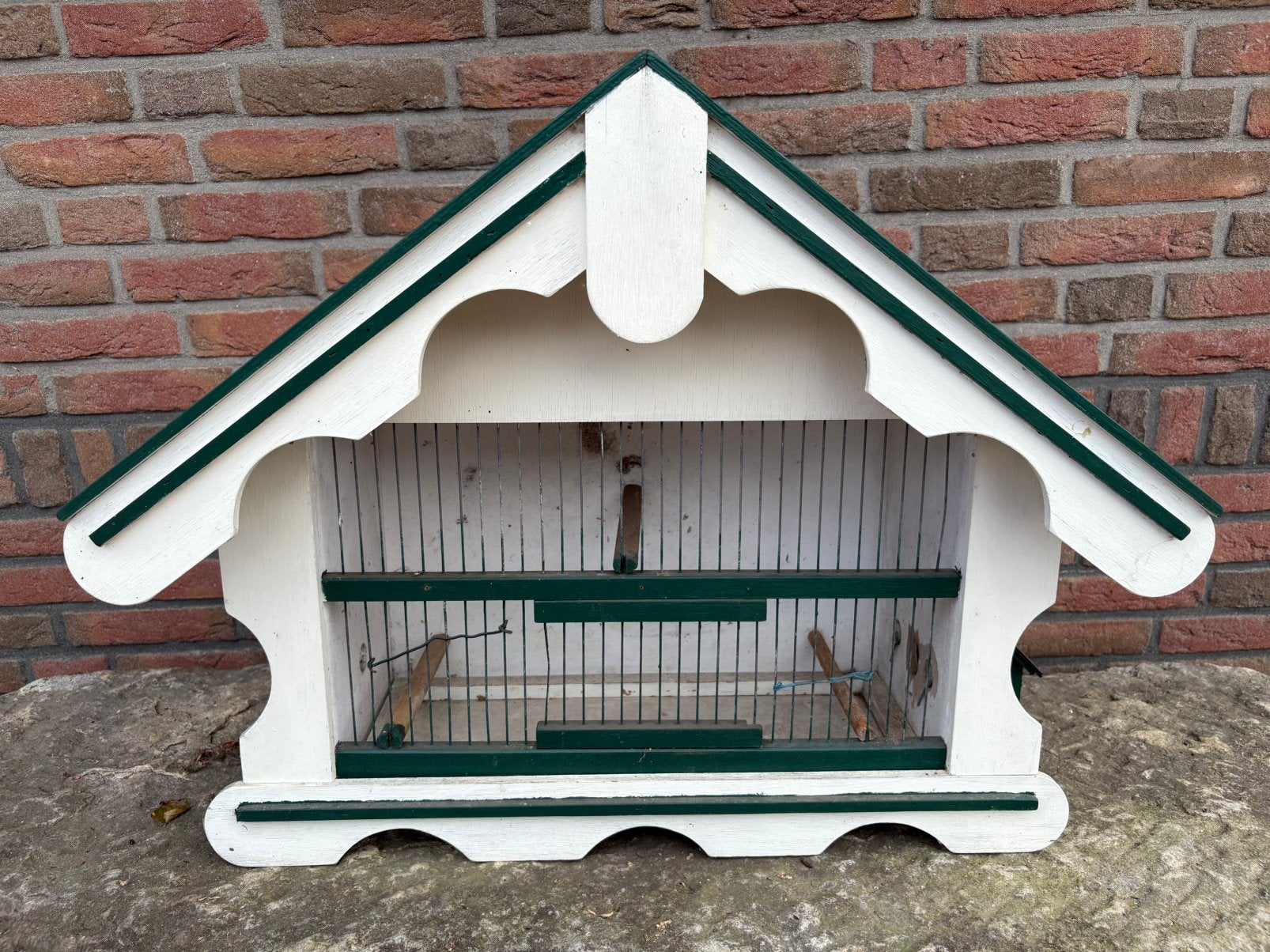 Vogelkooi voor aan de muur., Ophalen, Gebruikt, Hout, Vogelkooi