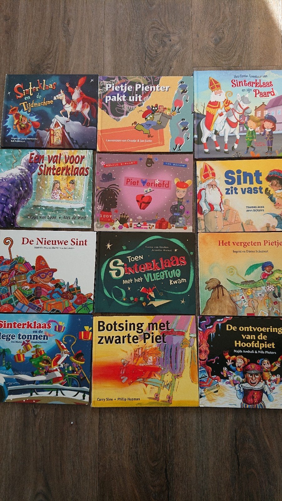 Boeken over de Sint. €2 per stuk., Ophalen of Verzenden, Nieuw