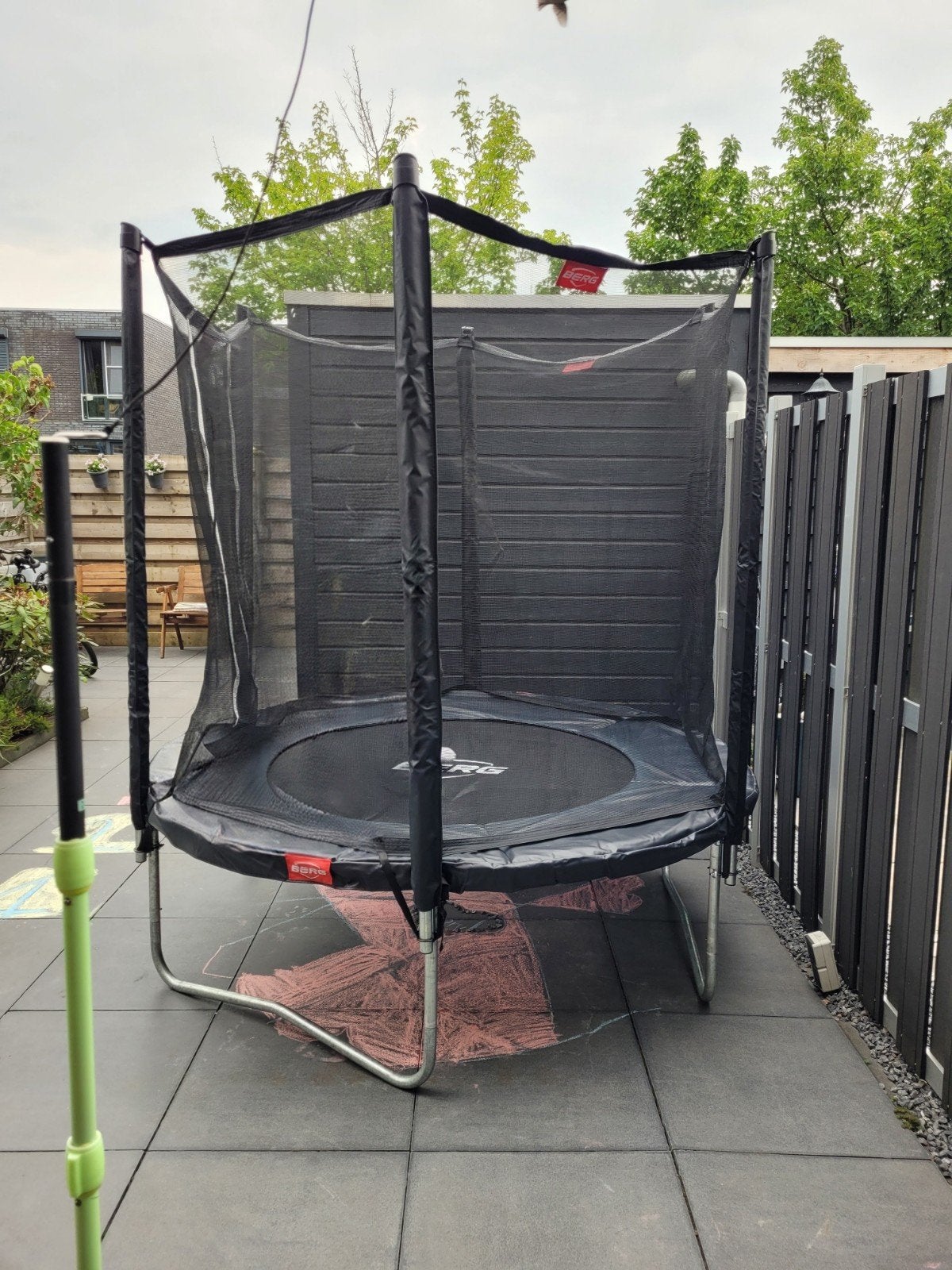 BERG Trampoline Favorit met Veiligheidsnet, Kinderen en Baby's, Speelgoed | Buiten | Trampolines, Ophalen, Zo goed als nieuw