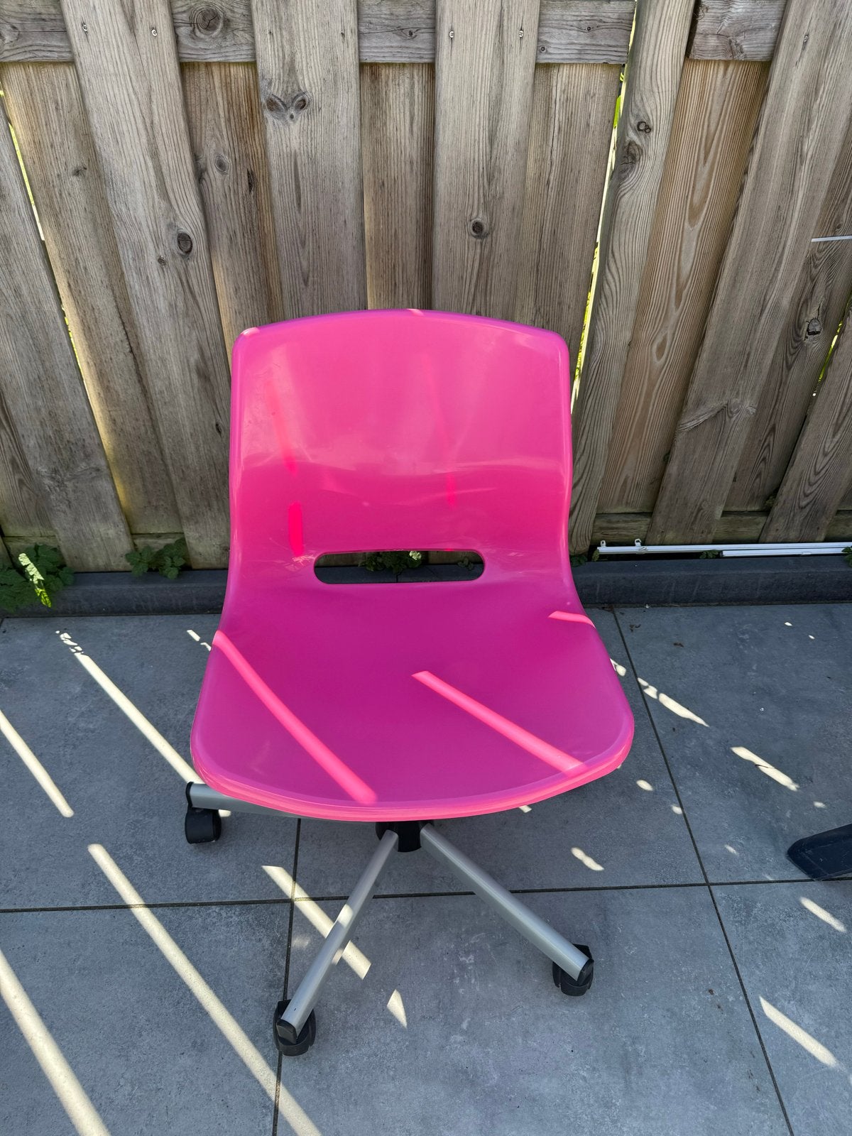 Roze draaistoel IKEA - Zo goed als nieuw, Ophalen, Kunststof, Overige kleuren, Zo goed als nieuw