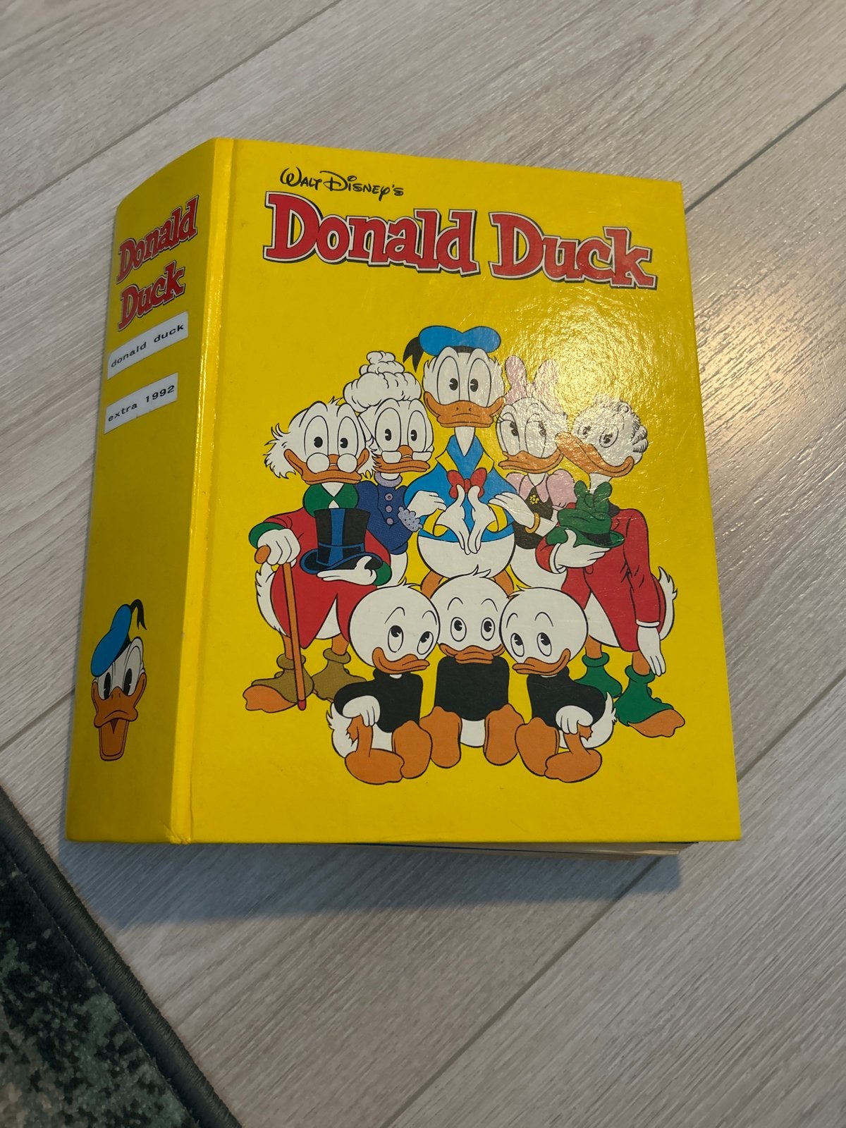 Donald Duck Extra 1992 - Complete Jaargang in Band, Boeken, Complete serie of reeks, Ophalen, Gelezen