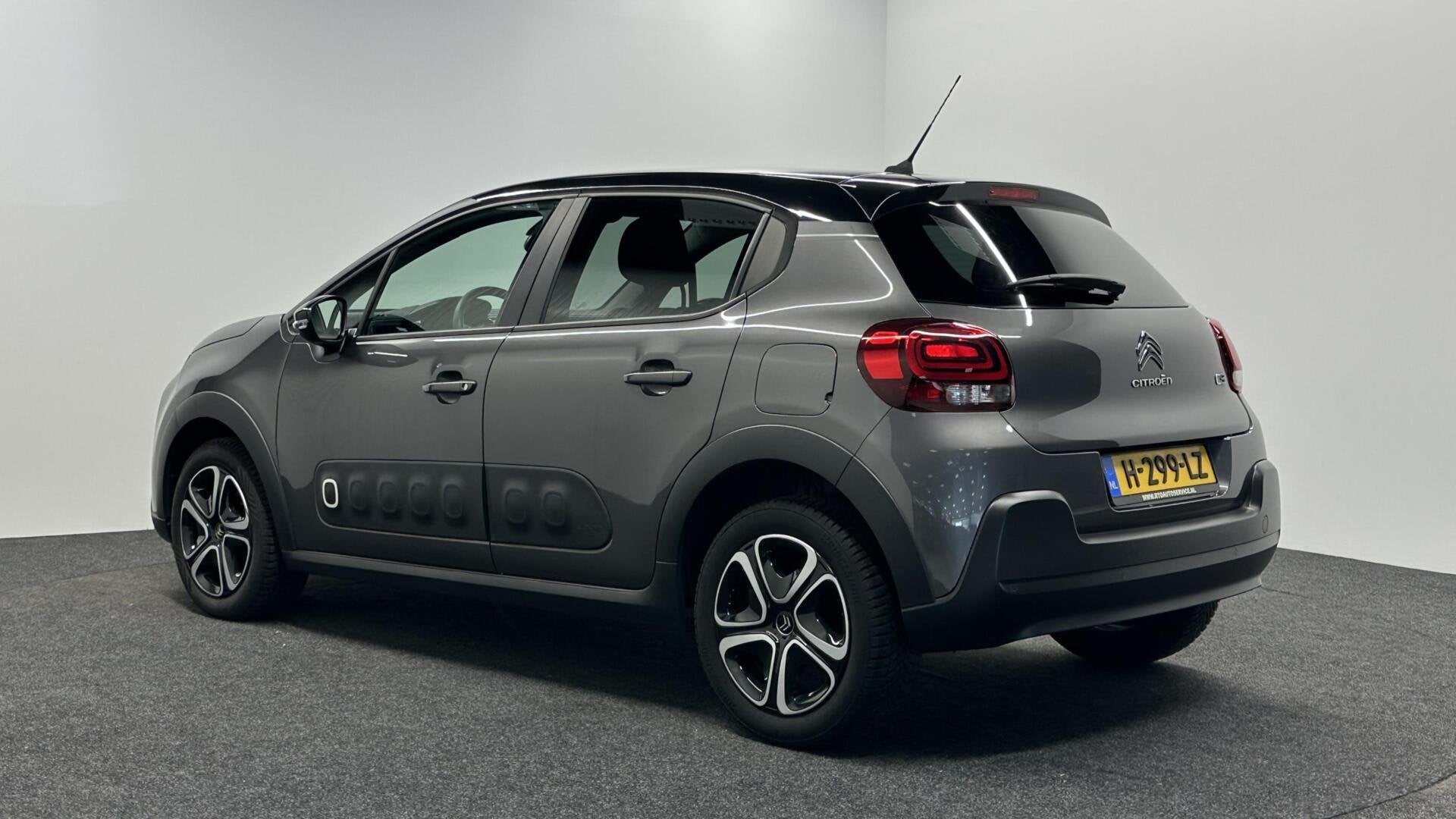 Citroen C3 1.2 PureTech S&S Feel Edition CARPLAY LM NAVI CRU, Auto's, Voorwielaandrijving, Euro 6, 1199 cc, Met garantie (alle)