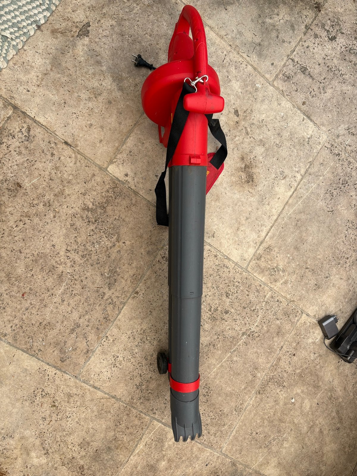 Wolf Garten Bladblazer - Elektrisch, Zo goed als nieuw, Tuin en Terras, Bladblazers, Ophalen, Handgedragen, Met versnipperfunctie