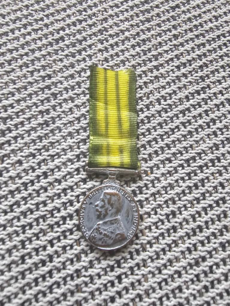 General service Africa miniatuur medaille., Verzamelen, Militaria | Algemeen, Ophalen of Verzenden, Landmacht, Engeland, Lintje, Medaille of Wings