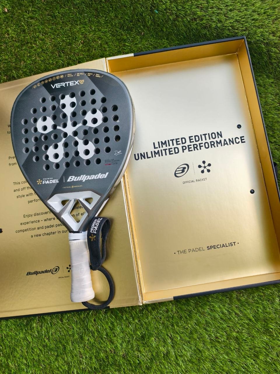 Bullpadel Vertex 04 W Premier 2025 padel racquet, Sport en Fitness, Padel, Ophalen of Verzenden, Zo goed als nieuw