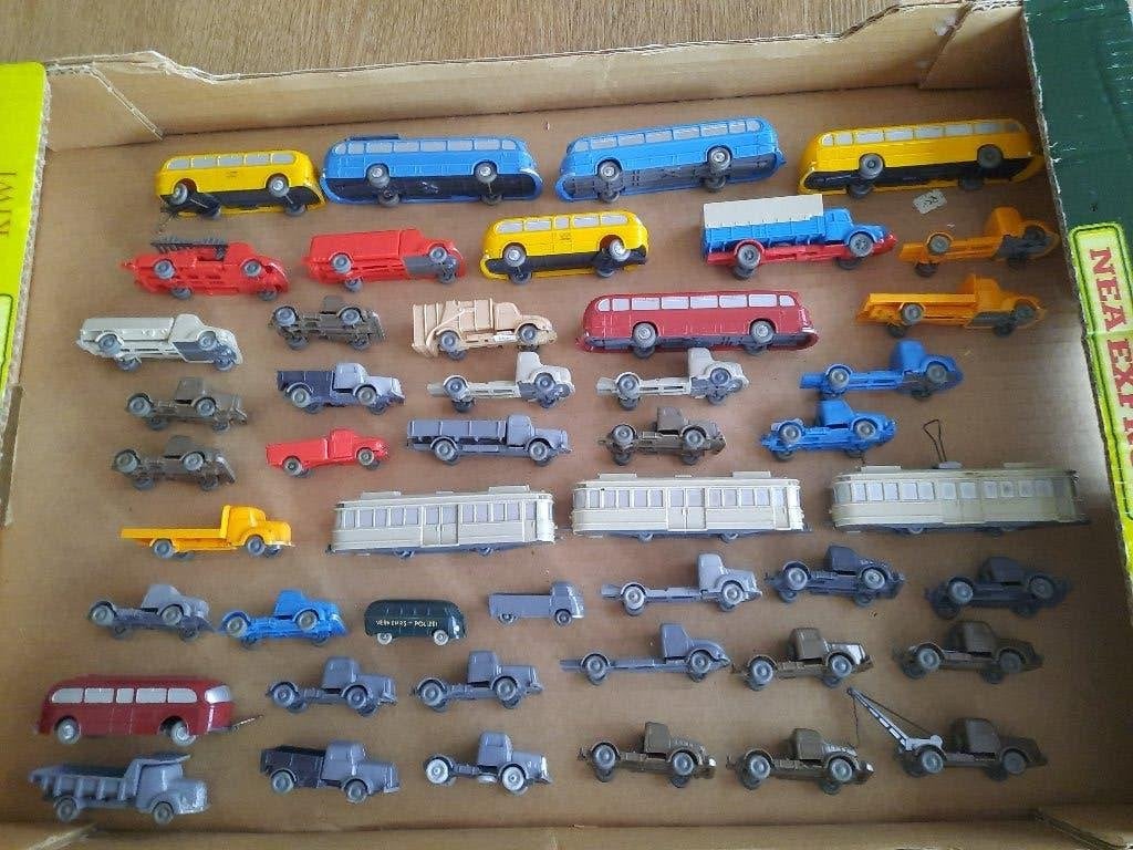 Wiking. 48 unverglast. 10 euro per stuk. Alles 375 e. KOOPJE, Hobby en Vrije tijd, Modelauto's | 1:87, Ophalen of Verzenden, Nieuw
