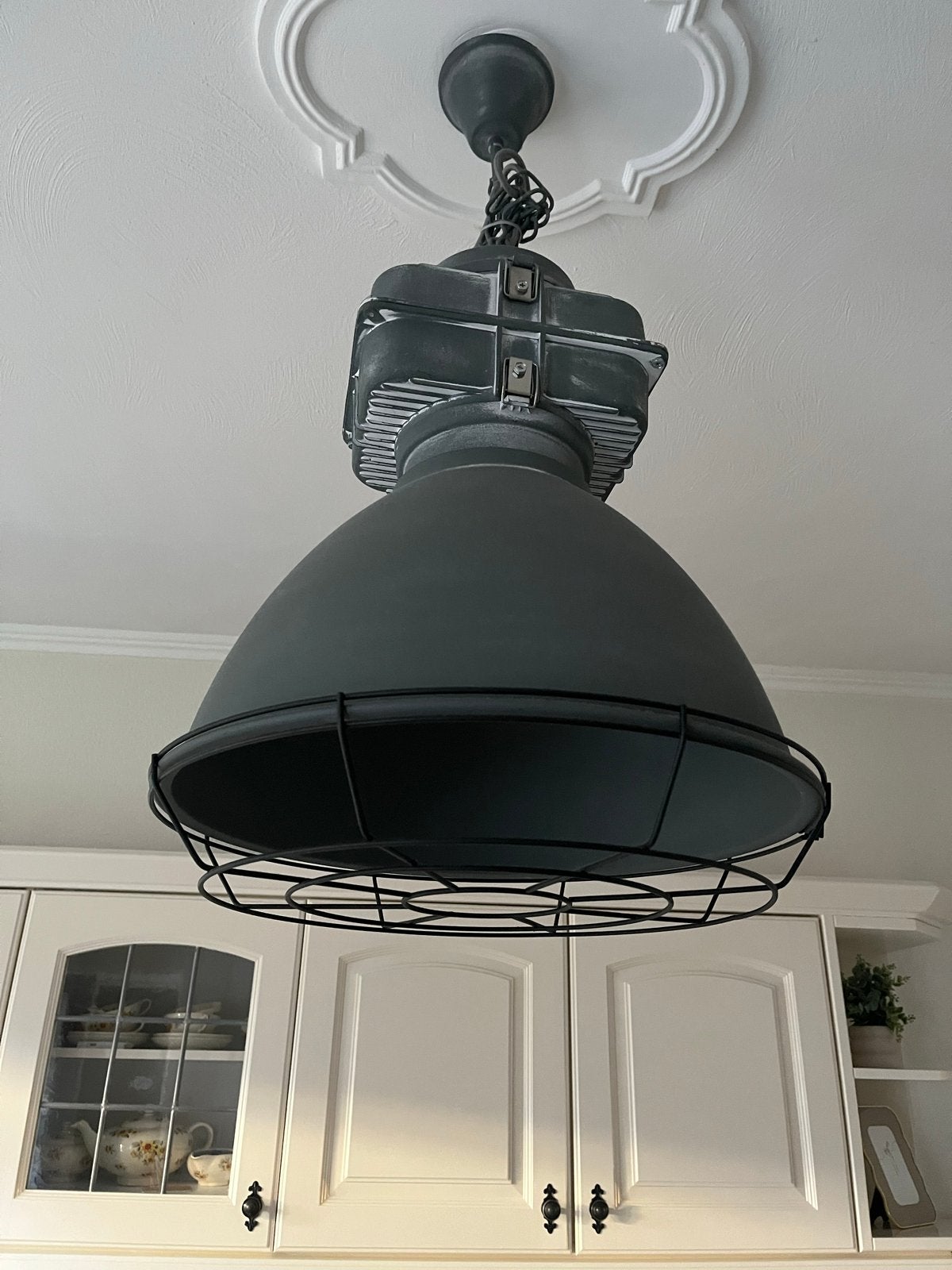 Industriële hanglamp - Stoer en functioneel design, Ophalen of Verzenden, Gebruikt, Metaal, E27 (groot)