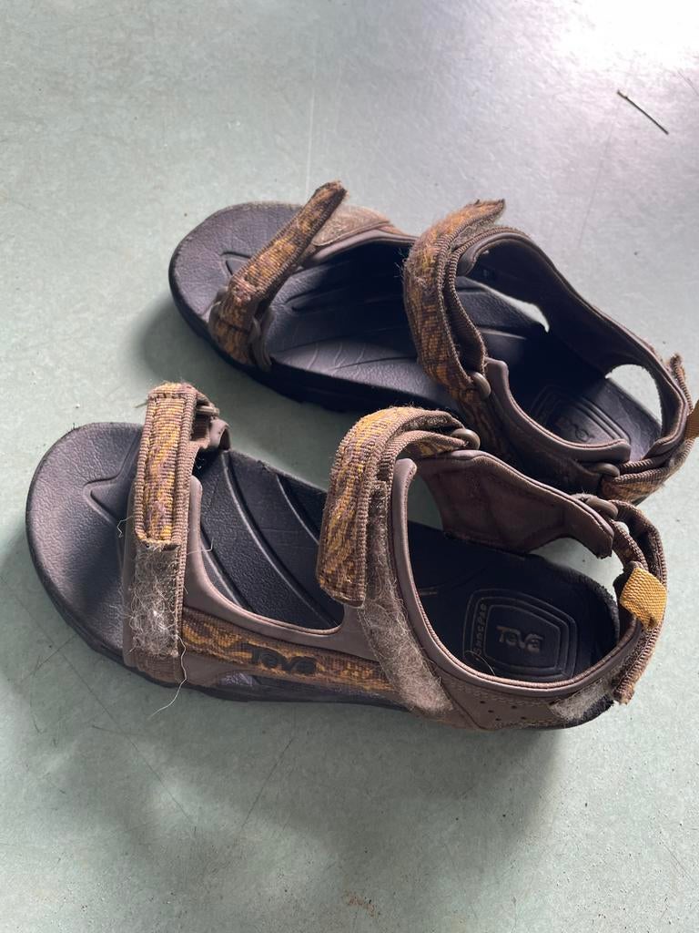 Teva sandalen 34, Ophalen of Verzenden, Zo goed als nieuw, Meisje, Overige typen
