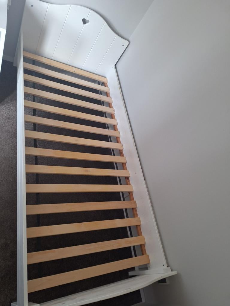 Eenpersoonsbed meisjesbed wit met lattenbodem, Ophalen of Verzenden