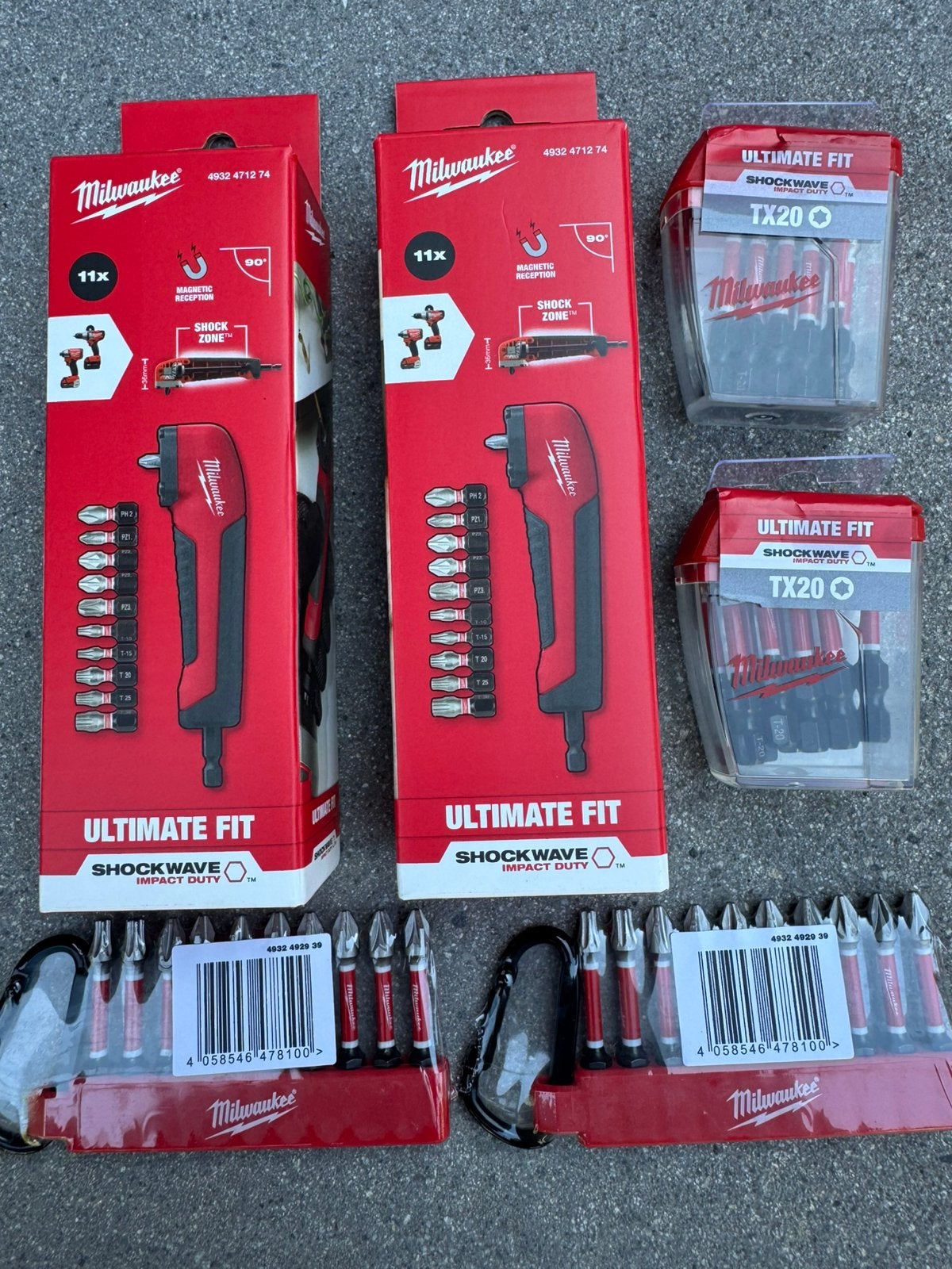 Nieuw milwaukee haakse schroef + bittjes 38€, Ophalen of Verzenden, Nieuw, Boor- en Schroefmachine