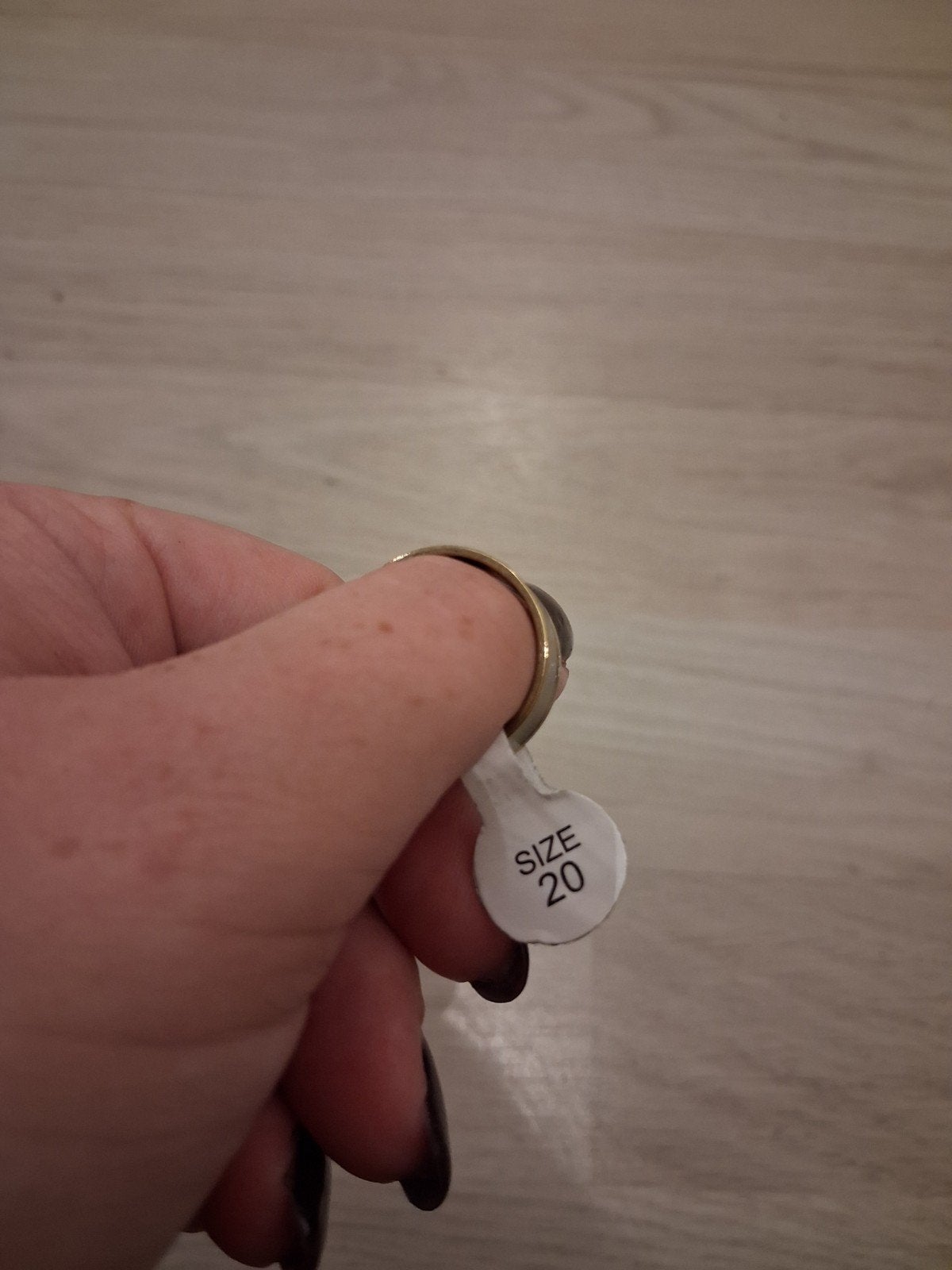 Gouden ring met steen, maat 20, 20 of groter, Ophalen of Verzenden, Zo goed als nieuw, Dame of Heer