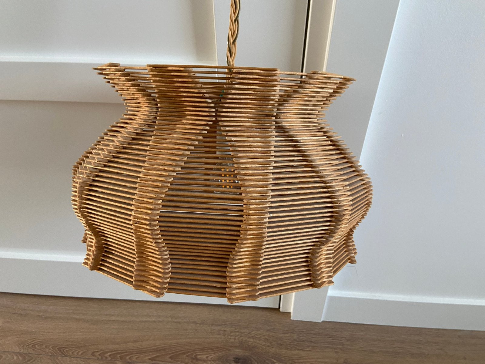Vintage hanglamp boho stijl rotan riet lamp jaren 60, Ophalen of Verzenden, Zo goed als nieuw, Minder dan 50 cm, Vintage Boho