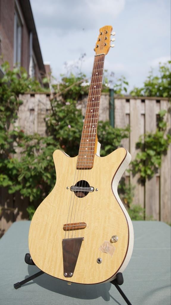 Danelectro Convertible semi-akoestische gitaar uit 1959, Muziek en Instrumenten, Snaarinstrumenten | Gitaren | Akoestisch, Ophalen of Verzenden