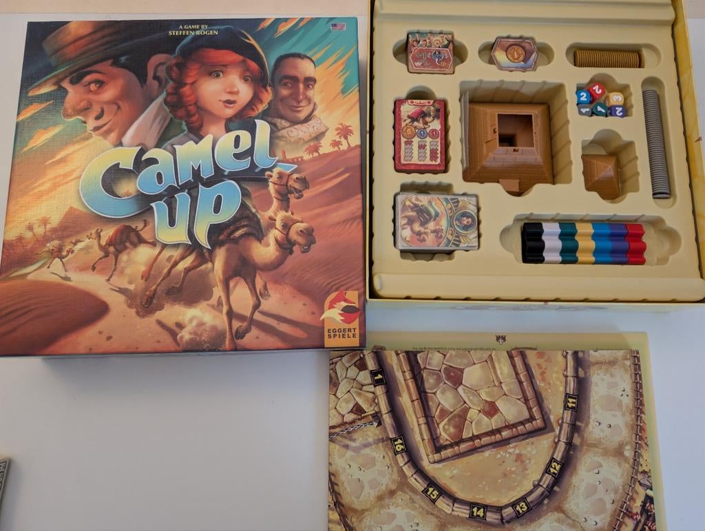 Camel Up bordspel second edition, Vijf spelers of meer, Ophalen of Verzenden, Zo goed als nieuw