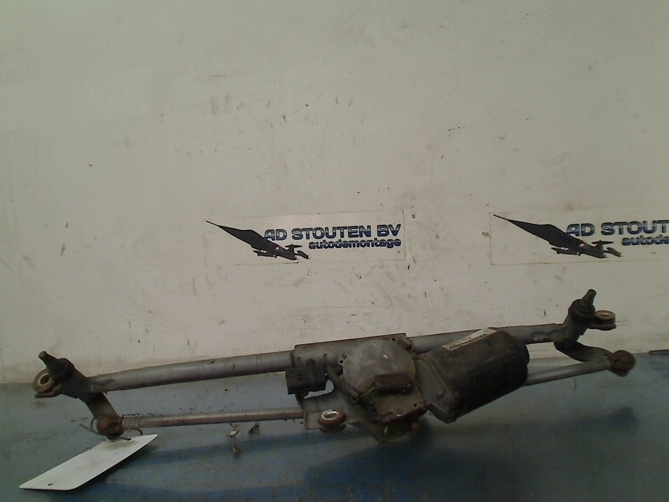 Ruitenwisser Mech + Motor Freelander Hard Top 2003, Campus Kronberg 7, Kronberg im Taunus 61476, , Duitsland, Jaguar Land Rover Deutschland GmbH