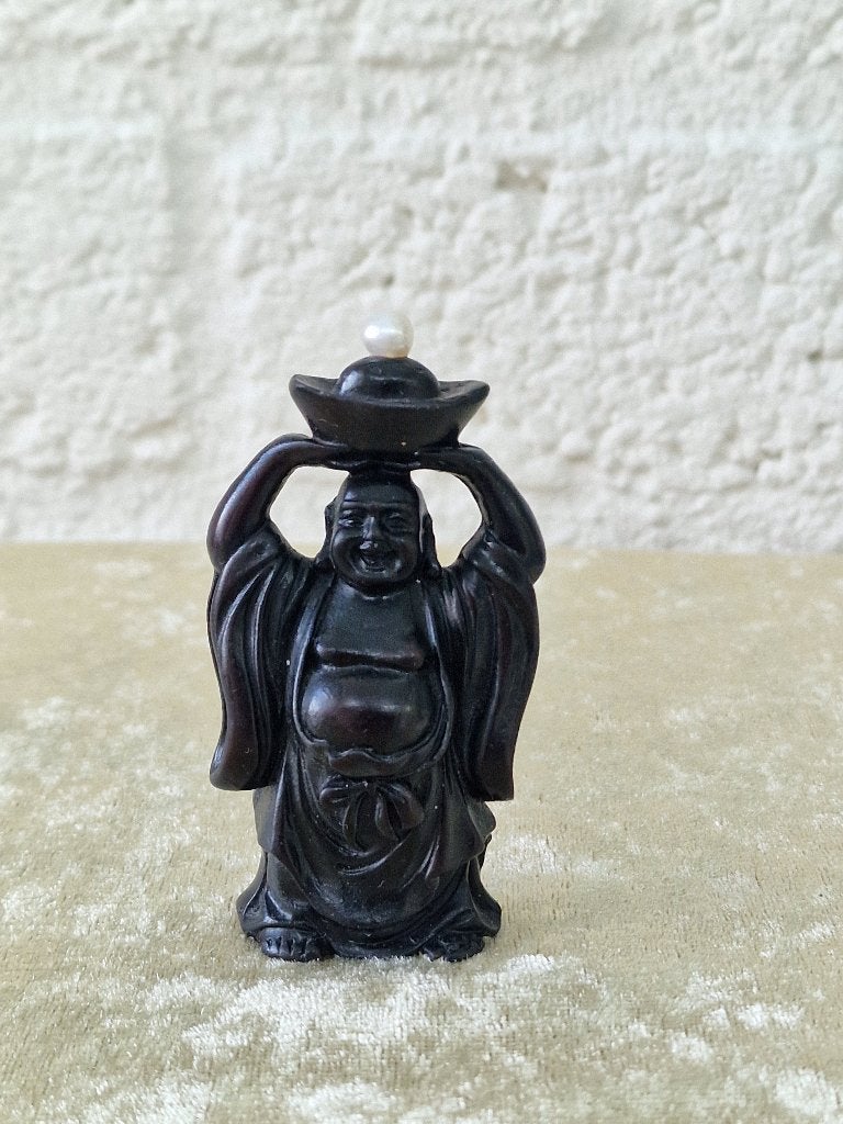 Happy Boeddha beeldje met goudklomp – geluk & rijkdom, Ophalen of Verzenden