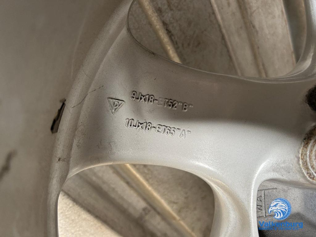 1 stuks originele Porsche 993 Hollow Spoke Turbo Twist 18 in, 18 inch, Gebruikt, -, -