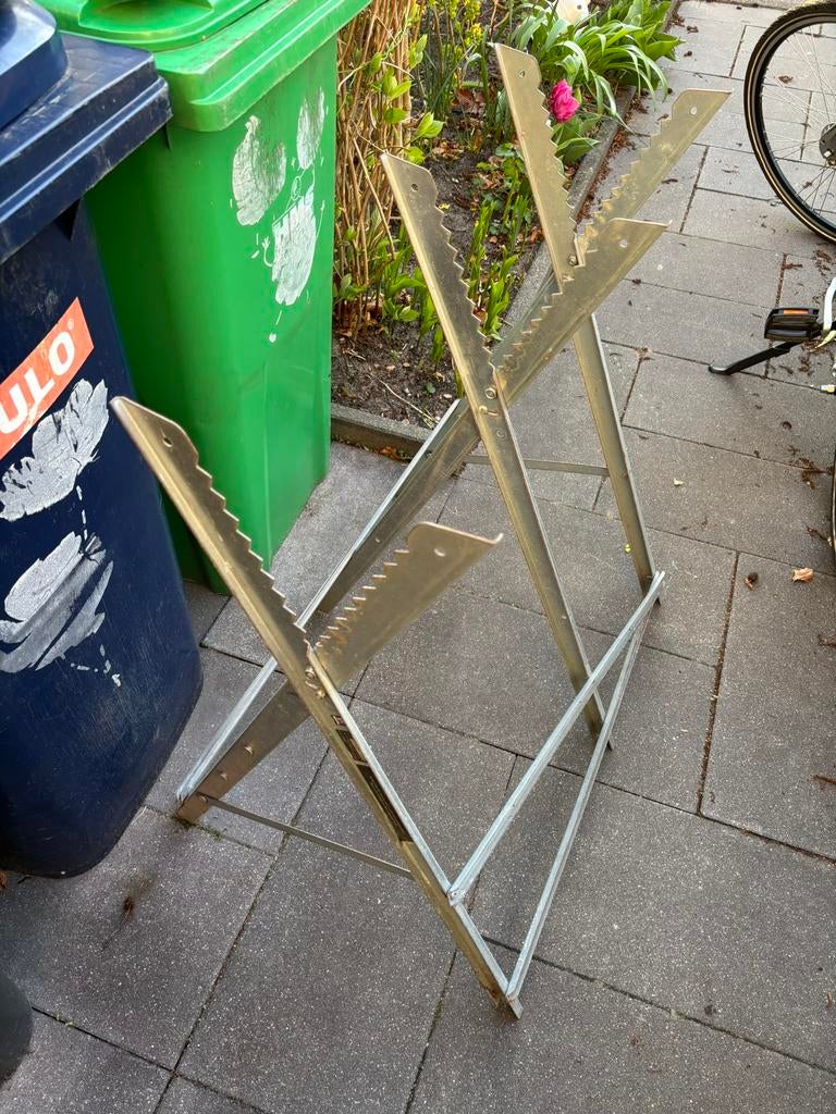 Zaagbok voor takken / boomstammen, Ophalen, Zo goed als nieuw