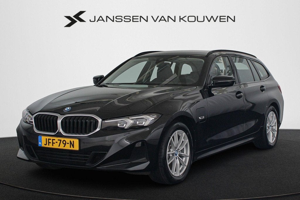 BMW 3-serie Touring 320e SOH 96% Sportstoelen Apple CarPlay, Auto's, BMW, 1998 cc, 4 cilinders, Zwart, 3-Serie