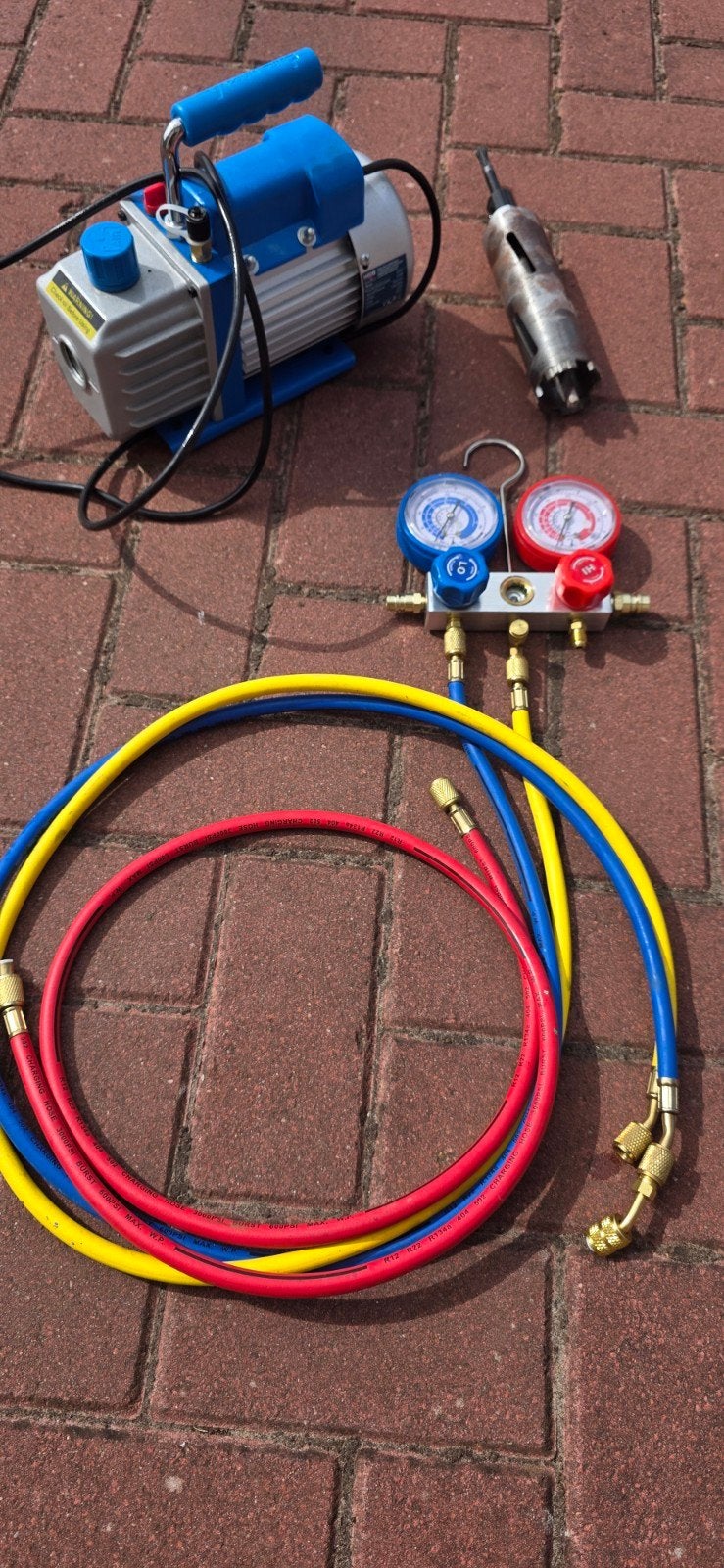 Vacuümpomp te huur voor airco's (1-traps, Ophalen