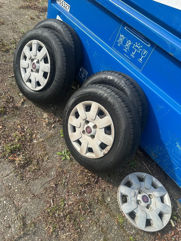 Fiat Panda 2011 type 169 13 inch Wieldoppen en banden, Ophalen