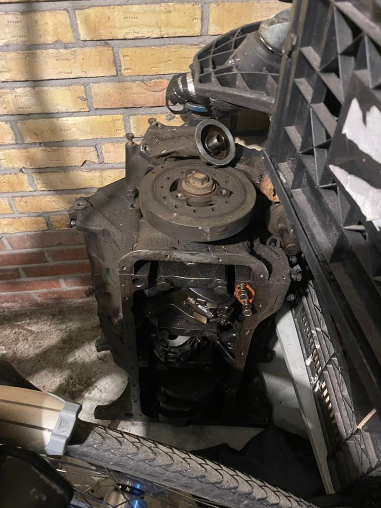 390 FE 6.4 liter V8, Ophalen