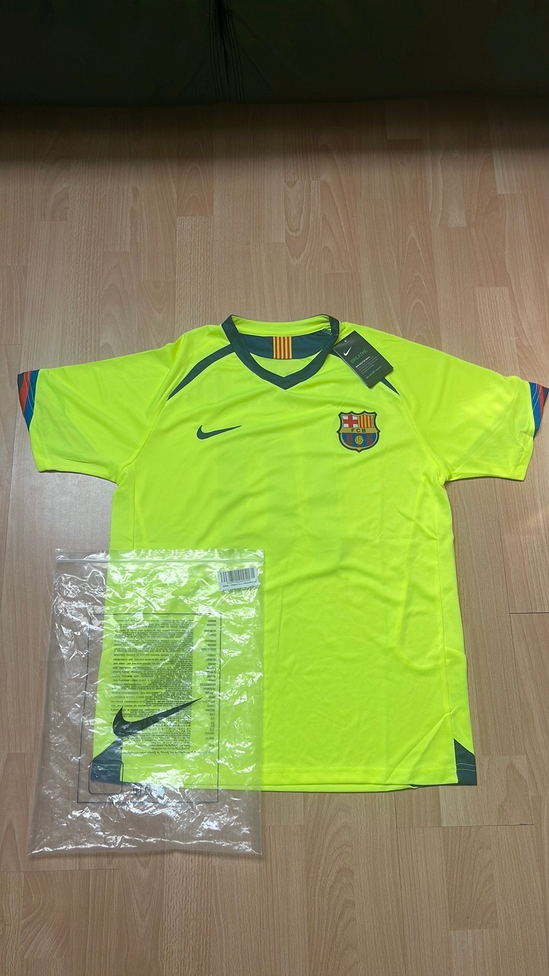 Fc Barcelona retro voetbalshirt - Ronaldinho #10, Maat XL, Verzenden, Nieuw, Shirt