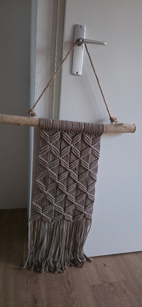 Macramé wandhanger, Ophalen, Zo goed als nieuw, Bruin, Handgemaakt