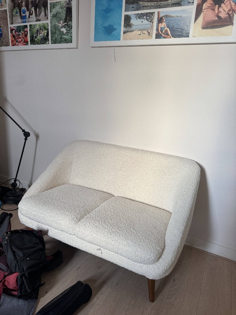 Witte 2-Zits Bank / Loveseat – Modern & Comfortabel, Huis en Inrichting, 75 tot 100 cm, Ophalen of Verzenden, Rechte bank, Minder dan 150 cm