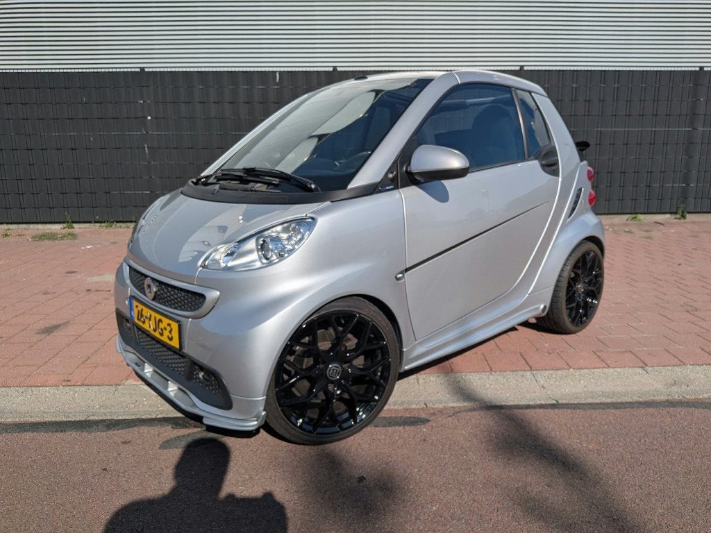 Smart Fortwo cabrio 1.0 mhd Passion Brabus uitgevoerd, Auto's, Automaat, Euro 5, Gebruikt, Zwart