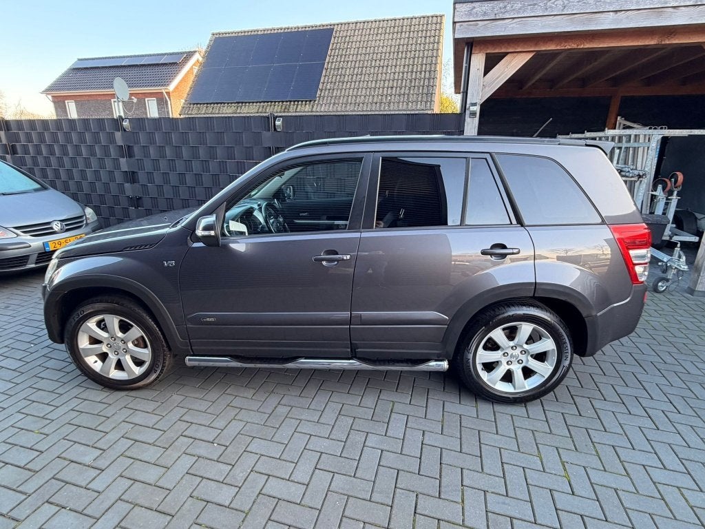 Suzuki Grand Vitara 3.2 V6| AUTOMAAT| 4X4| LEER| CLIMA| TREK, Automaat, Gebruikt, Zwart, 2000 kg
