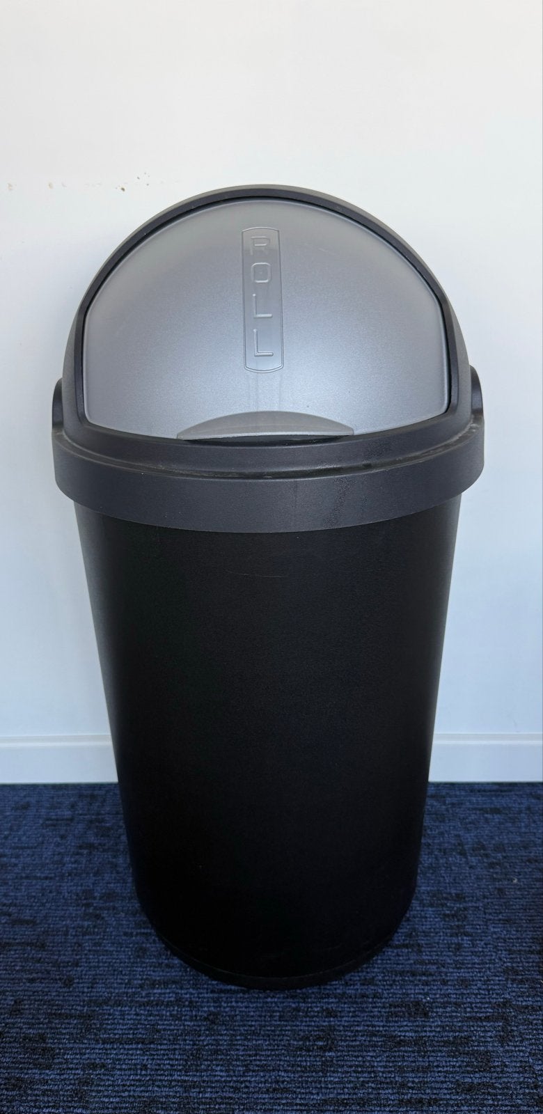 Curver Bullet Bin 50L Roll Top - Zwart/Grijs, Ophalen, Kunststof, 40 liter of meer, Zo goed als nieuw