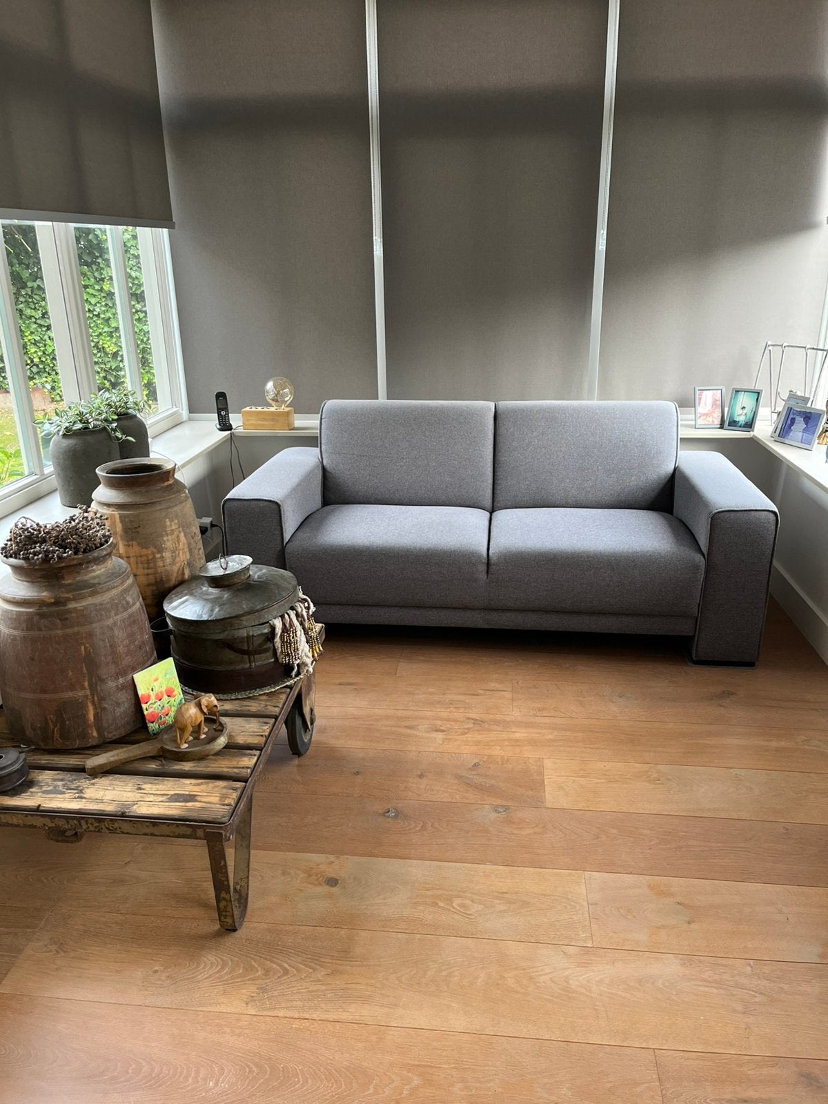 2-zits bankje als nieuw, grijs, 180x80 cm, Ophalen, 150 tot 200 cm, Tweepersoons, 75 tot 100 cm
