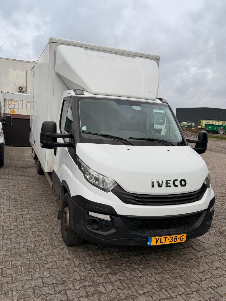 Iveco Daily 2019 Wit, Auto's, Bestelauto's, Bedrijf, Iveco, Diesel, Handgeschakeld, Geïmporteerd, Wit, Achterwielaandrijving, Ophalen