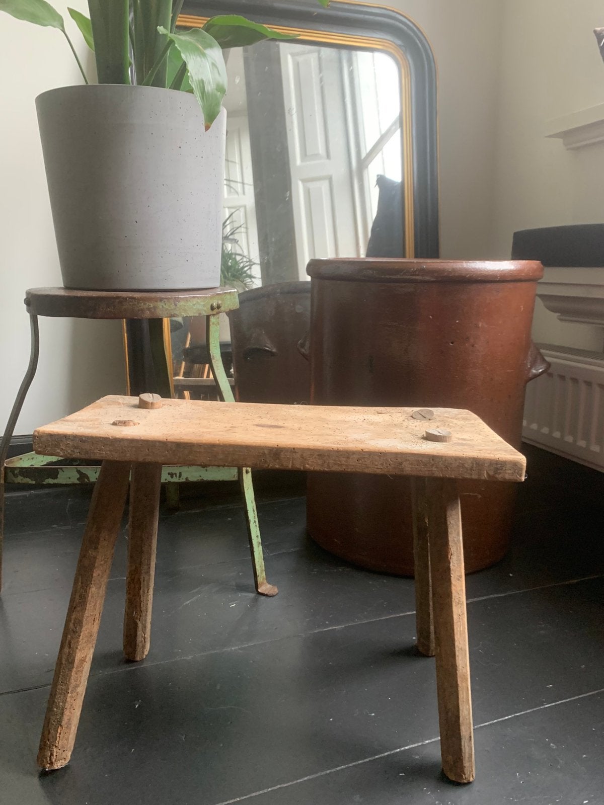Brocante houten krukje, Ophalen, Hout