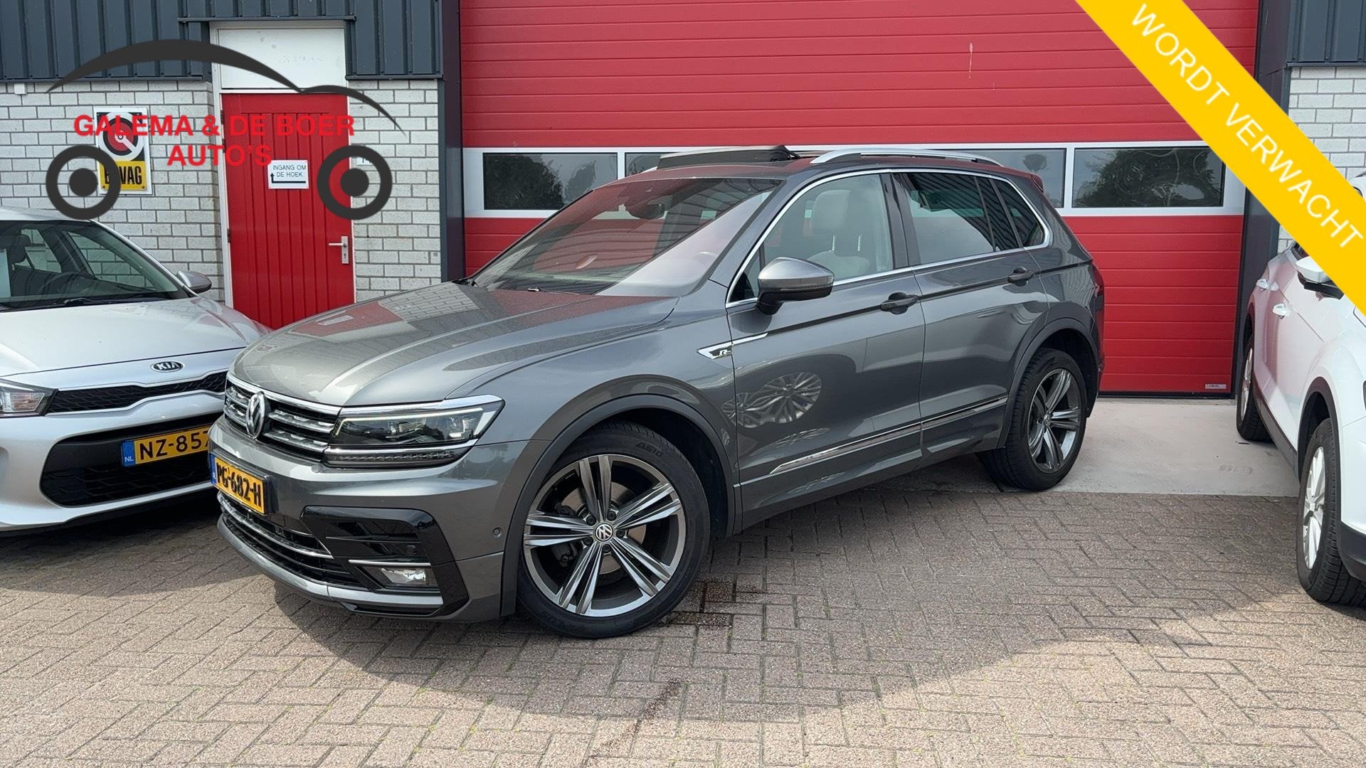 Volkswagen Tiguan 1.4 TSI Comfortline Business R PANORAMADAK, Auto's, Volkswagen, Voorwielaandrijving, 125 pk, Gebruikt, 4 cilinders
