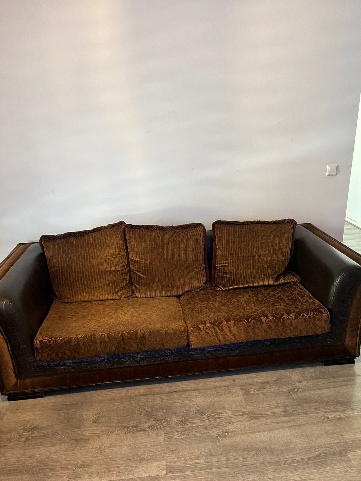 klassieke banken – bruin/zwart – GRATIS af te halen, Ophalen, Zo goed als nieuw, 75 tot 100 cm