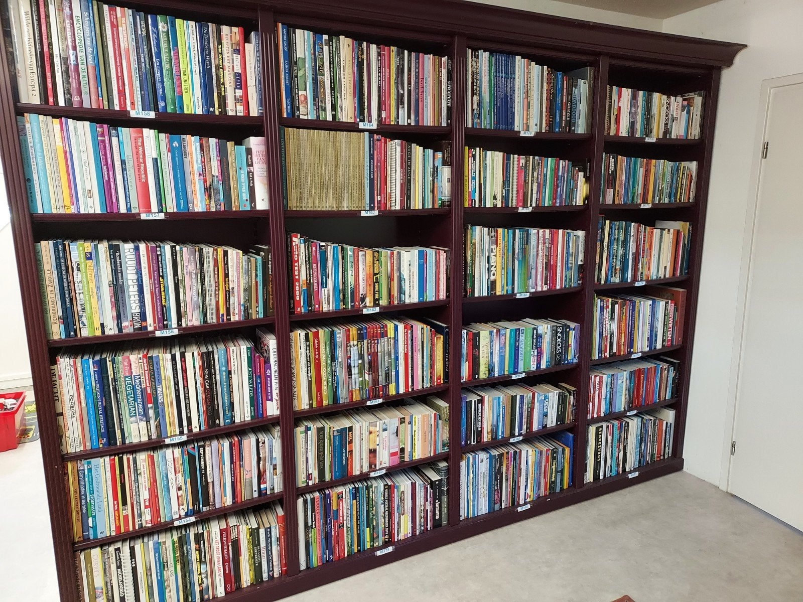 Ruim 1000 boeken € 750.- ( is slechts € 0.75 per boek), Boeken, Partijen en Verzamelingen, Gelezen, Verschillende onderwerpen