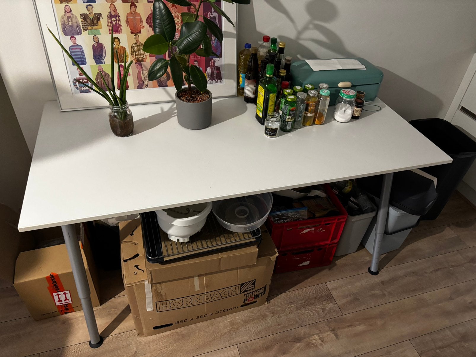 Bureau, desk, IKEA, 150 x 80 cm, Ophalen, In hoogte verstelbaar, Zo goed als nieuw