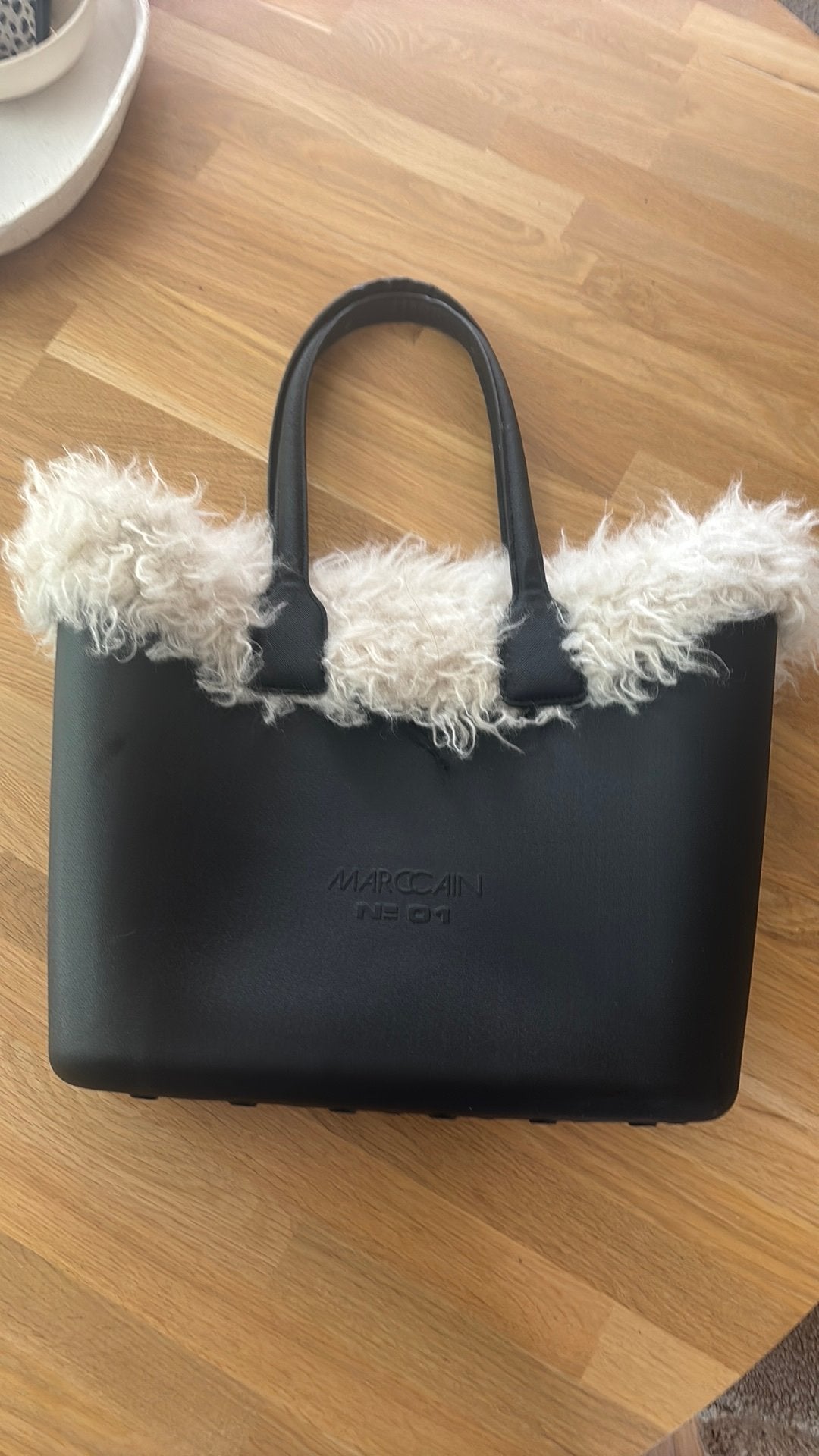 Marccain grote tas met witte bontrand nieuw, Sieraden, Tassen en Uiterlijk, Verzenden, Nieuw, Zwart, Shopper