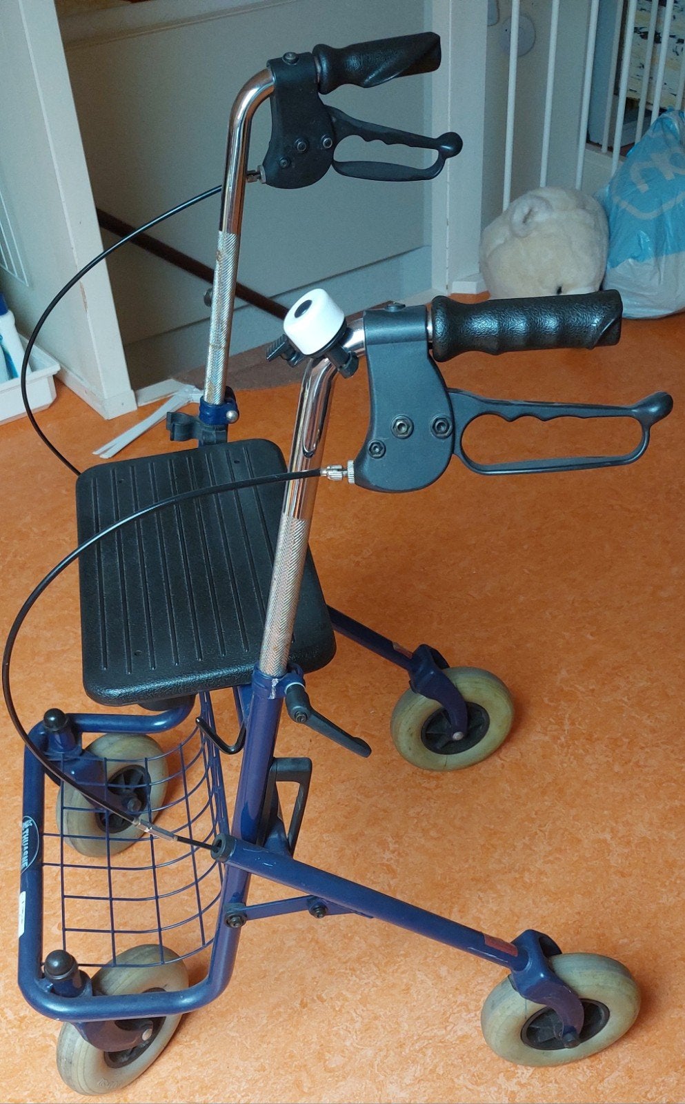 Gebruikte maar stevige inklapbare rollator, Ophalen, Gebruikt