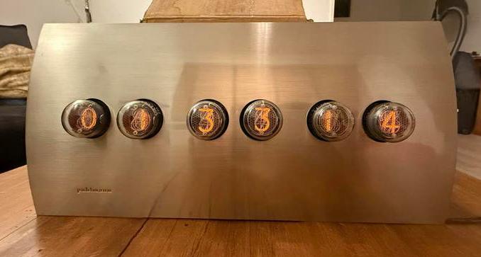 Pulhmann Nixie Wandklok - Valve Tubes - Vintage - Steampunk, Ophalen of Verzenden, Zo goed als nieuw, Digitaal, Wandklok