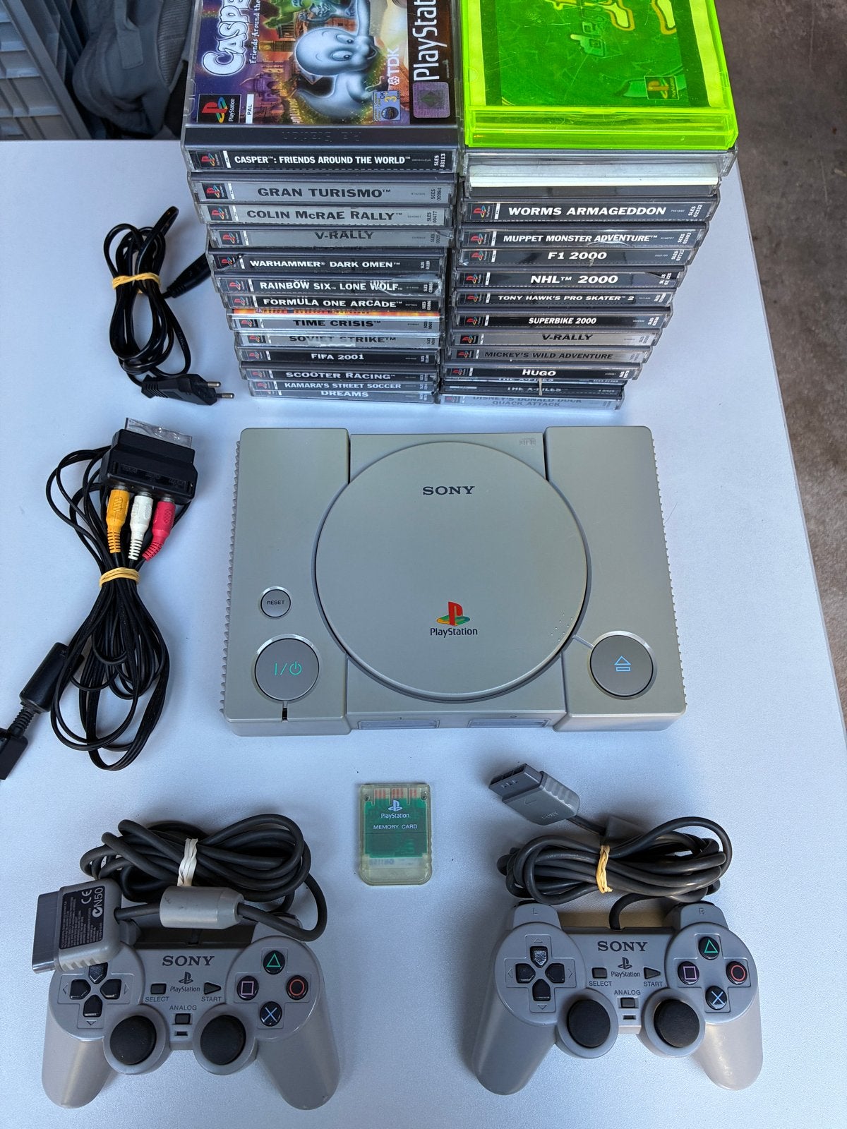 Complete PlayStation 1 Set met Games en Controllers (m2455956391 ...