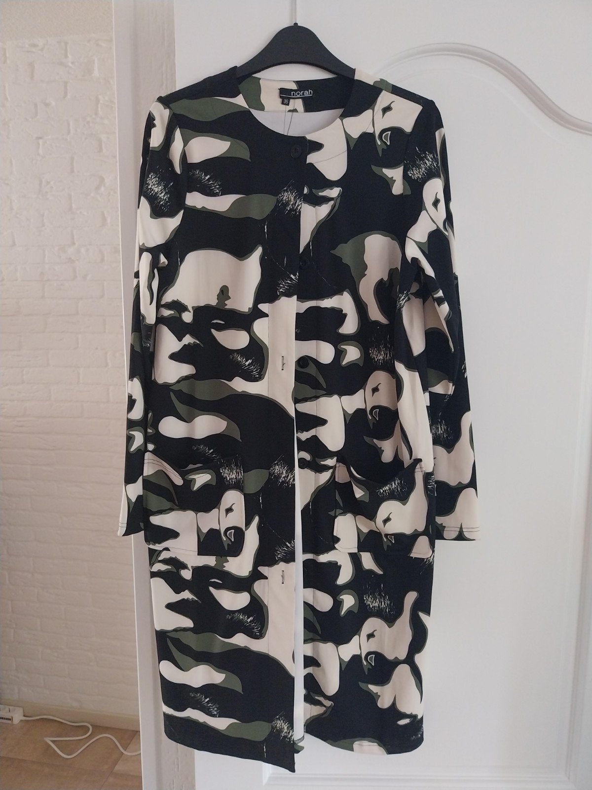 NIEUW Norah lang vest maat 36 (valt groter), Ophalen of Verzenden, Nieuw, Maat 36 (S), Onder de knie