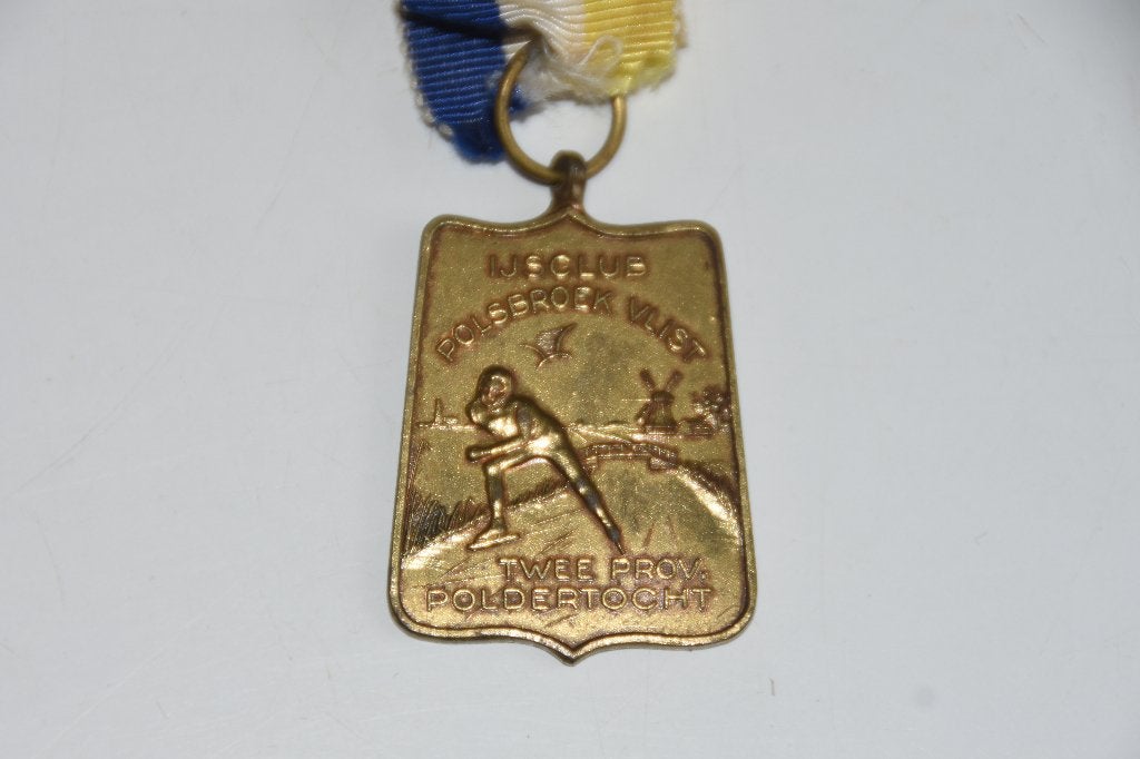 Medaille 2 Provinciën Poldertocht Schaatsen Polsbroek Vlist, Postzegels en Munten, Penningen en Medailles, Verzenden, Overige materialen