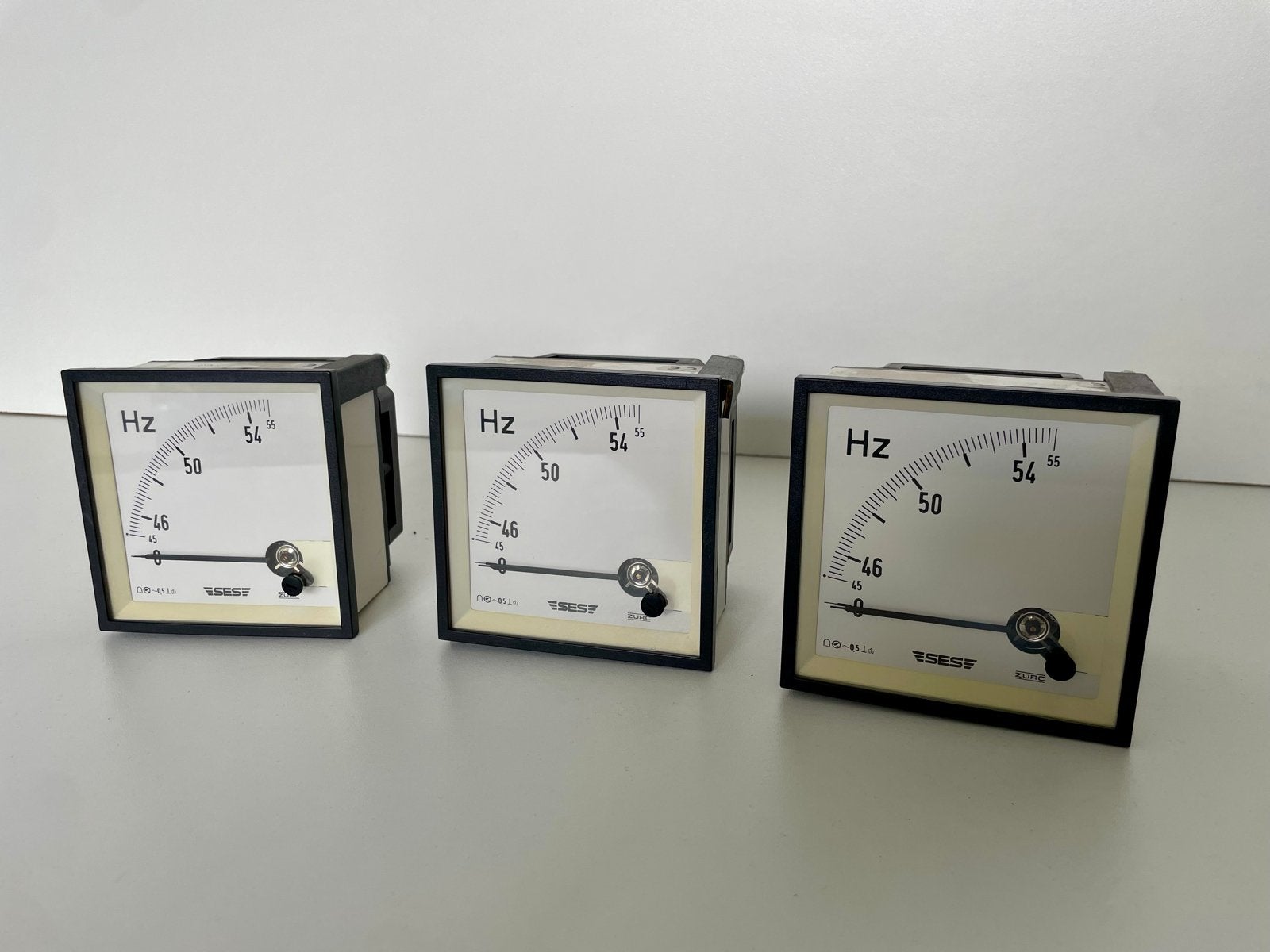 Zurc 45/55 Hz meter - Frequentiemeter, Ophalen of Verzenden, Gebruikt, Elektriciteit